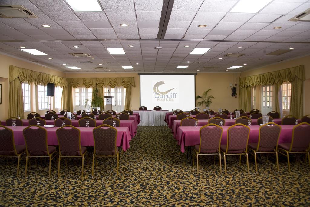 Cardiff Hotel And Spa Runaway Bay Εξωτερικό φωτογραφία
